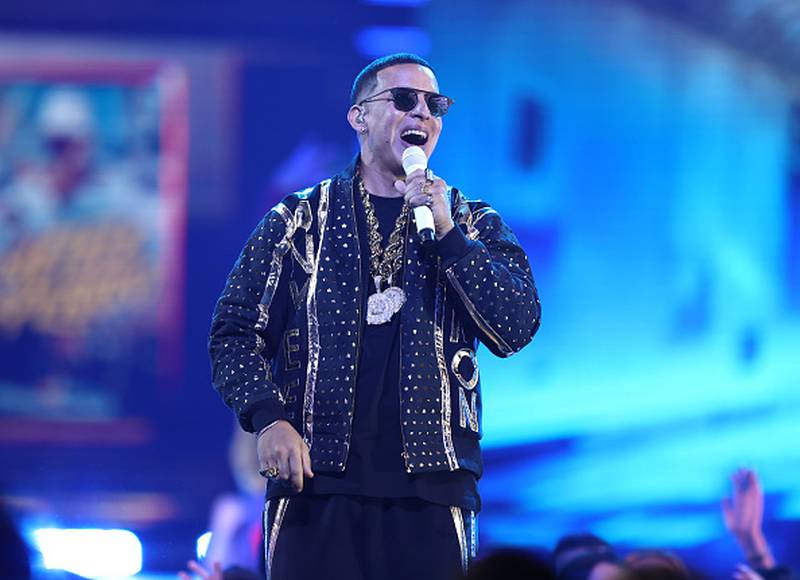 Daddy Yankee se libera y entrega su vida a Cristo