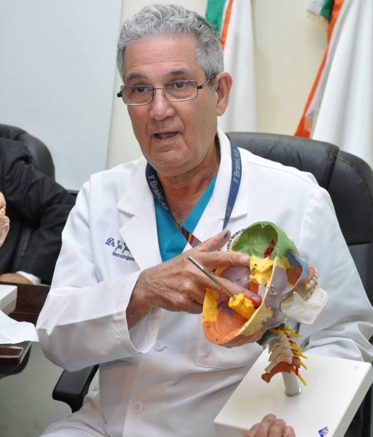 Neurocirujano afirma que ruidos dañan oídos, el corazón y el cerebro