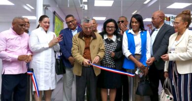 Ayuntamiento de SDE inaugura la Oficina del Dominicano en el Exterior