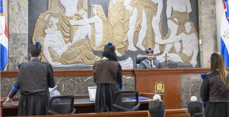 MP concluye lectura de 12,274 páginas expediente caso Medusa