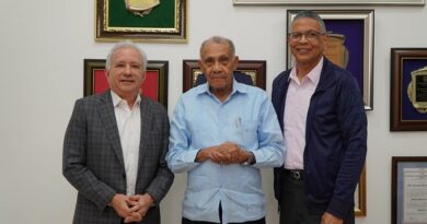 Senador Antonio Taveras reconoce aportes de comunidad evangélica