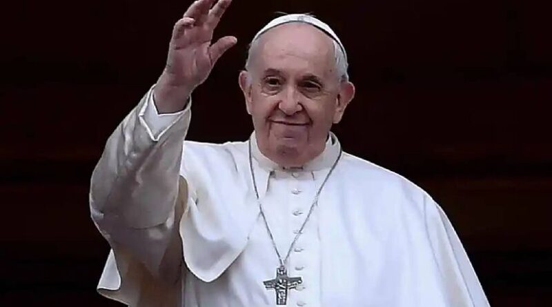 El papa insiste en que «no se bendice la unión homosexual» sino simplemente a las personas