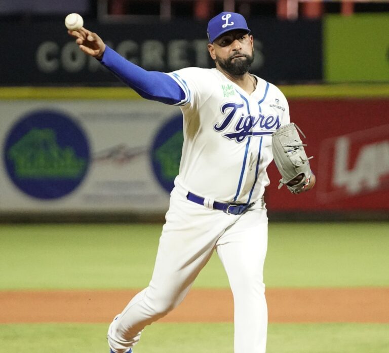 Licey y Escogido se miden esta noche en férrea lucha por su clasificación a final