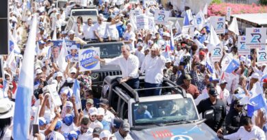 Abinader moviliza miles personas en Dajabón, Mao, Santiago y PP