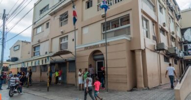 Tres presos se fugan del Palacio Justicia de Santo Domingo Este