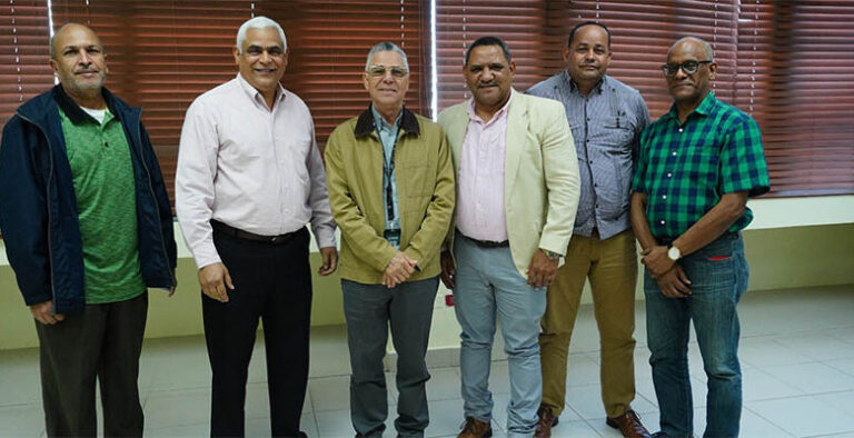 Alcalde Manuel Jiménez acuerda con partidos políticos evitar colocar propaganda en lugares prohibidos por la ley