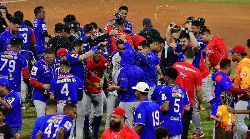 Venezuela vence a R. Dominicana y gana su primera Serie del Caribe