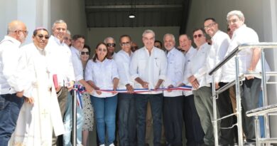 Abinader inaugura recinto universidad ISA en Bohechío