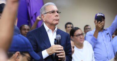 Danilo arremete contra delegados “cobardes” y “blandengues”