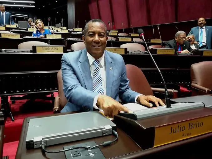 Fallece el diputado Julio Peña Brito