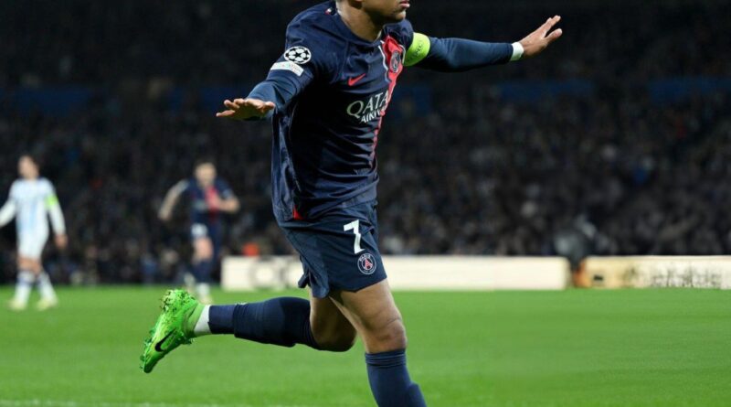 Kylian Mbappé marca doblete en el triunfo 2-1 del PSG sobre Real Sociedad