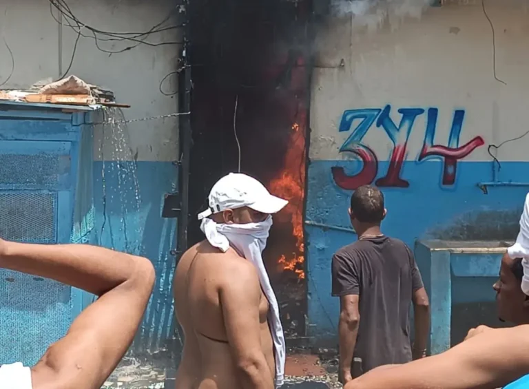 Incendio en La Victoria deja tres reos muertos