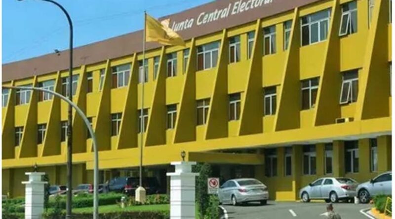 JCE instruye a Policía Electoral evitar uso de carpas en recintos