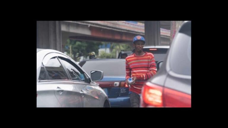 Proyecto de ley persigue erradicar a los limpiavidrios y pedigüeños en calles de RD