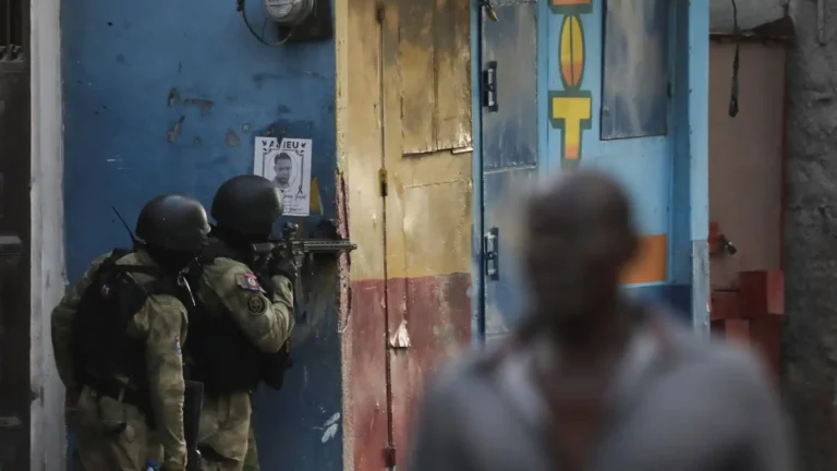 EE.UU. aumenta su ayuda a la misión multinacional en Haití a 300 millones de dólares