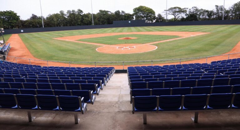 PP rumbo a Lidom: Luis Abinader le pone su estadio bonito