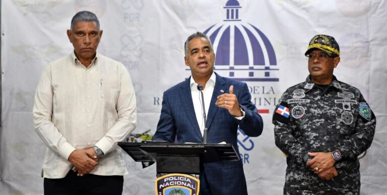 Gobierno prohíbe fiestas playeras y ruidos excesivos