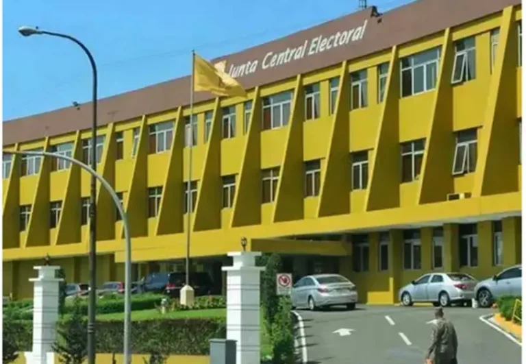 JCE inicia reuniones con el personal del exterior