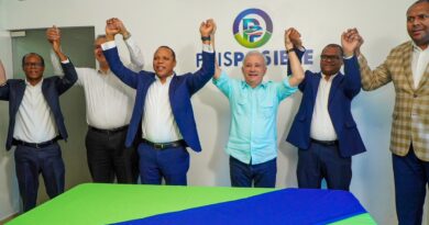 El senador Antonio Taveras será candidato del partido País Posible