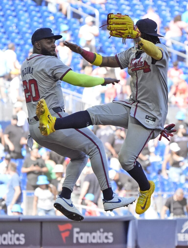 Ozuna, Ramírez, Polanco y Amed batean jonrones