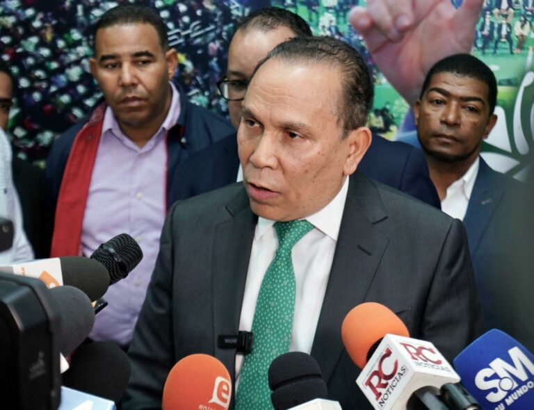 Radhamés Jiménez: Gobierno está comprando fiado a la oposición