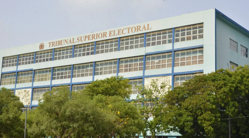 TSE se reserva fallo sobre demanda inclusión candidatos en debate electoral