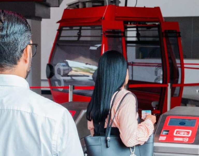 Teleférico de Santiago comienza operaciones