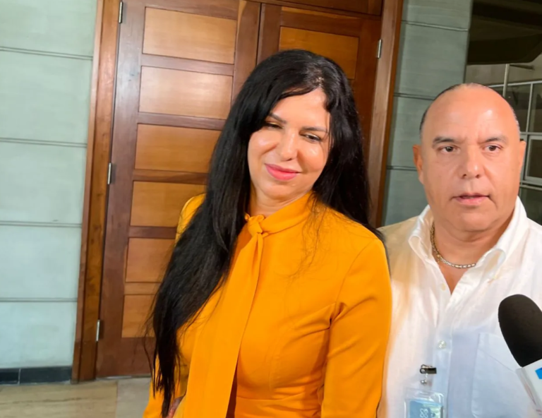 El MP deposita acusación contra Miky López y esposa