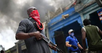 HAITI: Las bandas reanudaron sus enfrentamientos con la policía