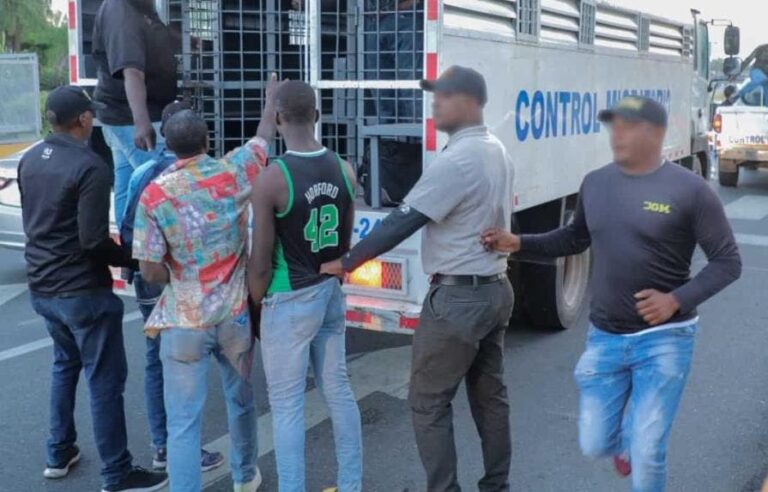 OIM revela 13 mil haitianos fueron repatriados por países en marzo