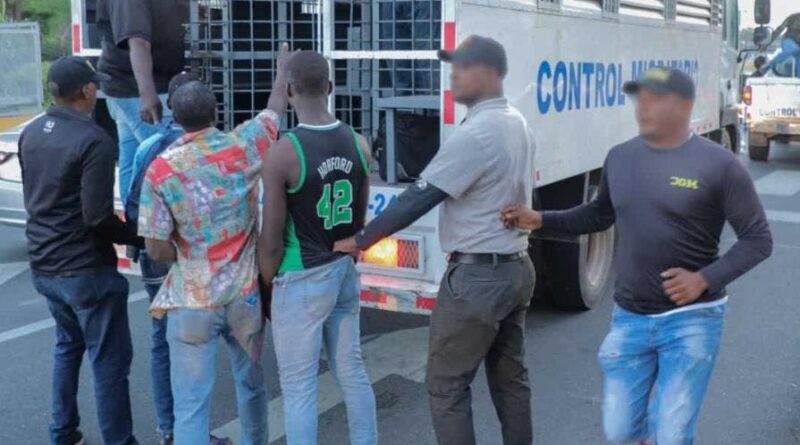 OIM revela 13 mil haitianos fueron repatriados por países en marzo