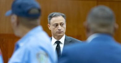 Tribunal rechaza retirar grillete al ex procurador J. Alain Rodríguez