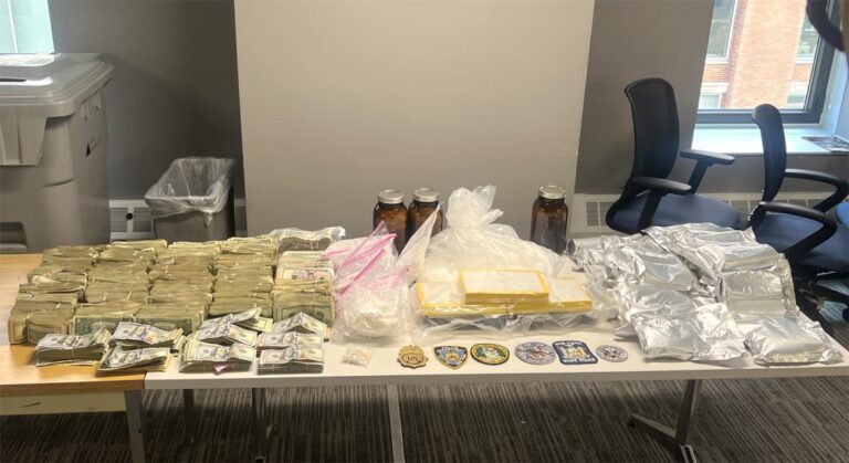 La DEA y el NYPD confiscan 12 kilos de fentanilo y cocaína a pareja dominicana en El Bronx