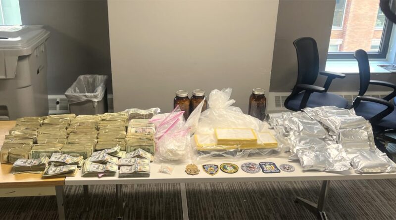 La DEA y el NYPD confiscan 12 kilos de fentanilo y cocaína a pareja dominicana en El Bronx