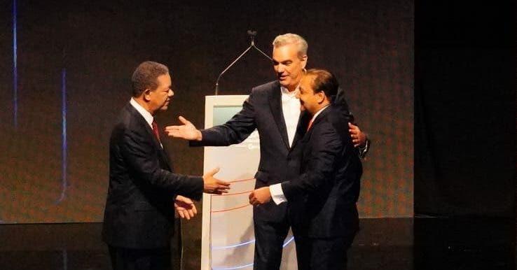Debate Presidencial no afectó el voto: Un 30% de encuestados dice que no vio el debate