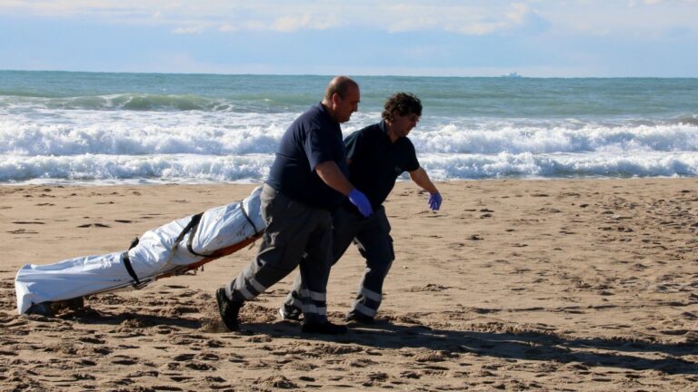 FLORIDA: Dominicano muere ahogado; intentaba salvar hijo