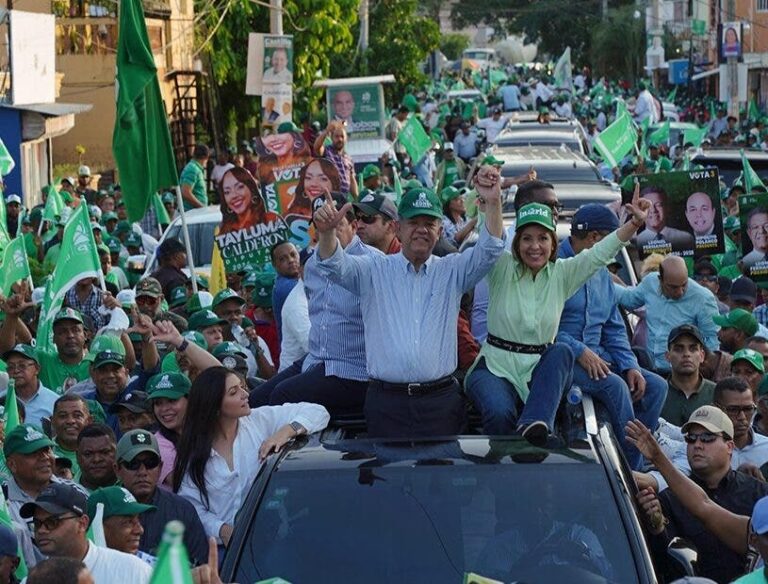 Leonel cierra campaña en Santo Domingo Este