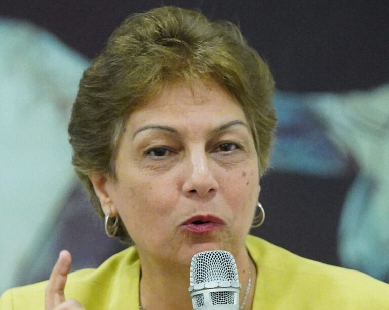 Rosario Espinal favorece reformas socio-económicas para reducir la desigualdad