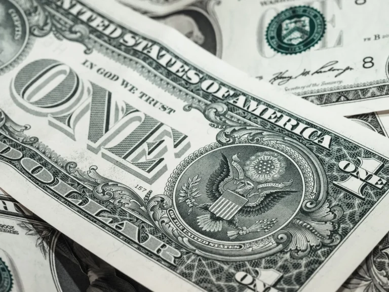 Así inicia la tasa del dólar durante esta semana