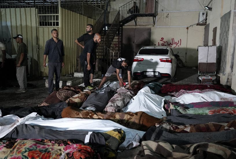 Israel mata 40 en una escuela Gaza