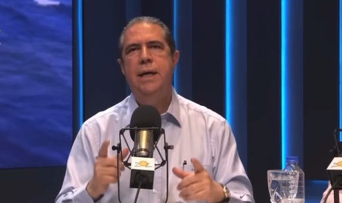 Javier hace críticas públicas al excandidato PLD Abel Martínez