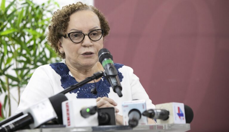 Procuradora General niega sólo opositores sean procesados