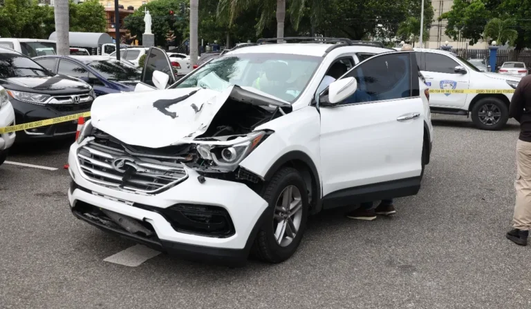 PN identifica joven venezolana que atropelló hombre y escapó