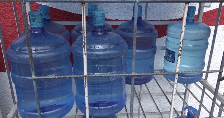 Este lunes inicia plazo para que colmaderos cumplan medidas de protección a los botellones de agua expuestos al sol