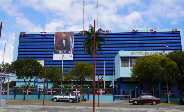 Indrhi continúa desembolsando compensaciones en Monte Grande