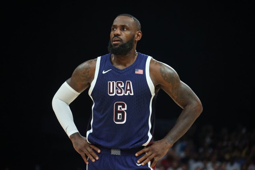 LeBron James será el abanderado de Estados Unidos en los Juegos Olímpicos de París 2024