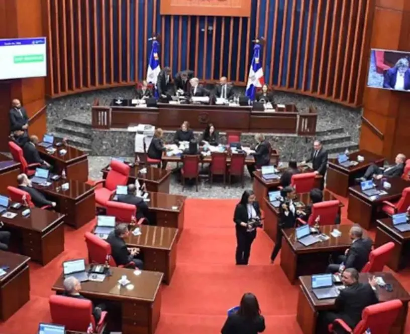 Senado aprueba segunda lectura el Código Penal