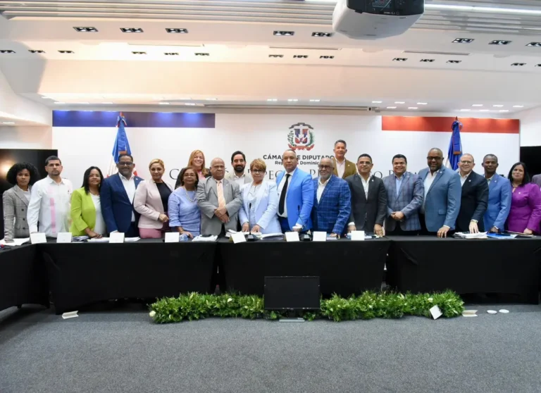 Comisión daría informe del Código Penal hoy