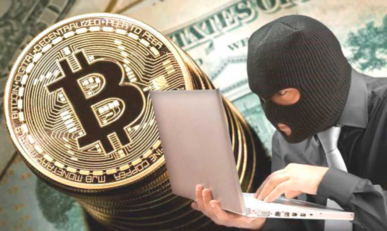 Condenan 2 supuestos ejecutivos por fraude con criptomonedas