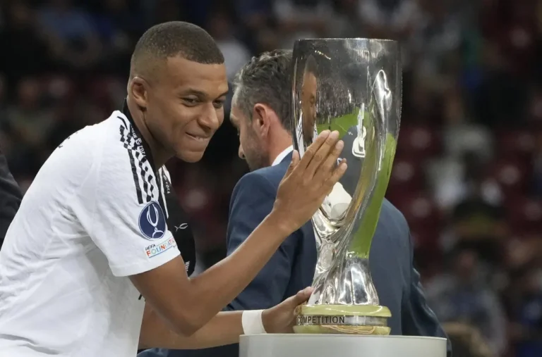 Mbappé, Bellingham y Vinícius elevan Real Madrid